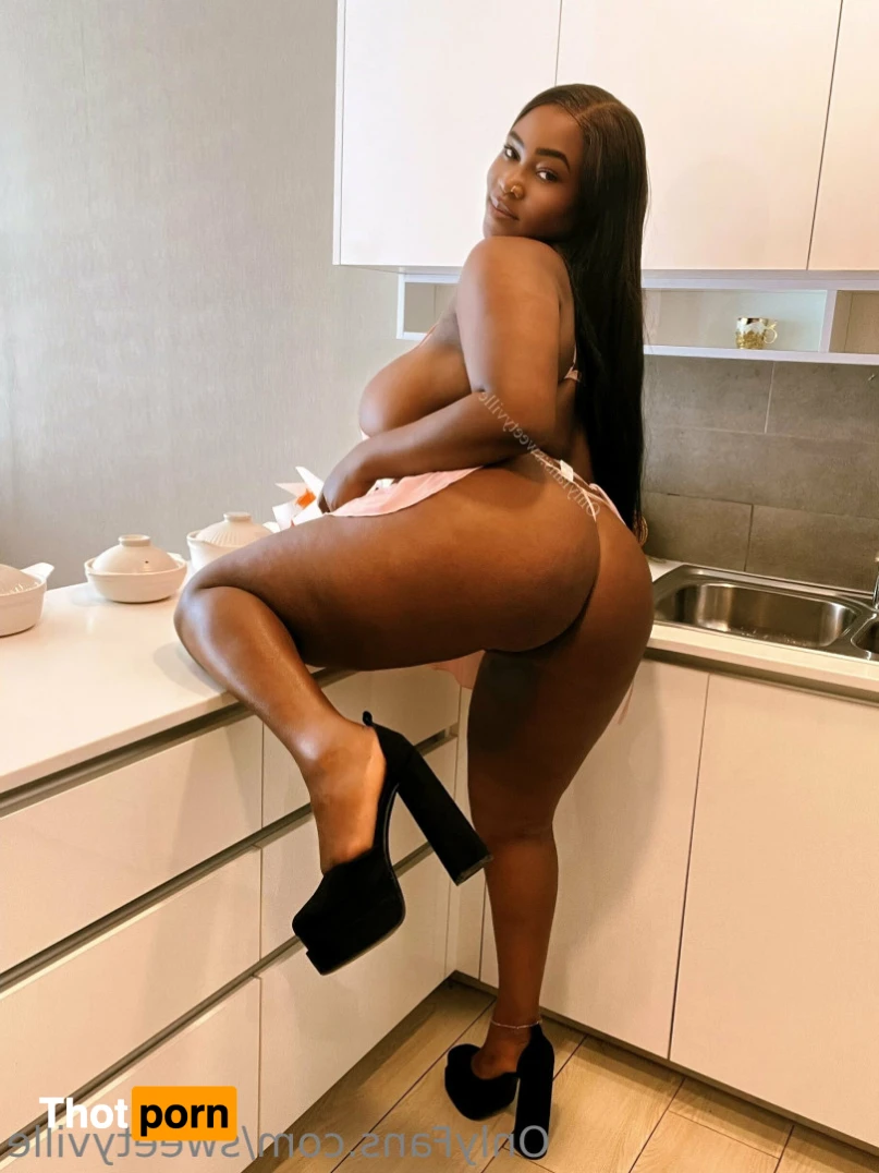 Theonlysweetyville 15736252