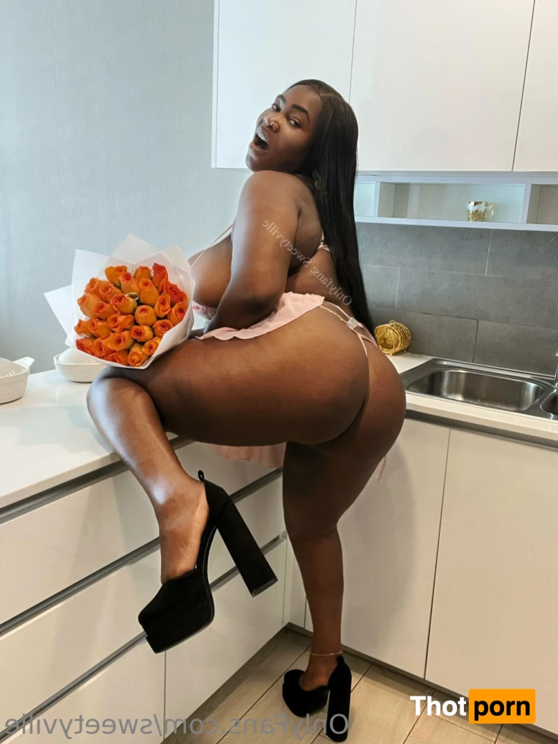 Theonlysweetyville 15736954