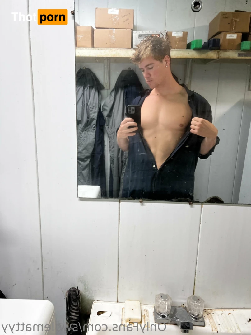 ThePecKing 👑 15733866