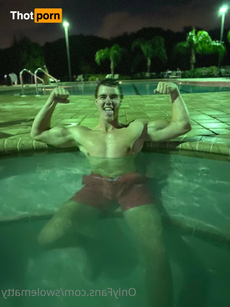 ThePecKing 👑 15734031