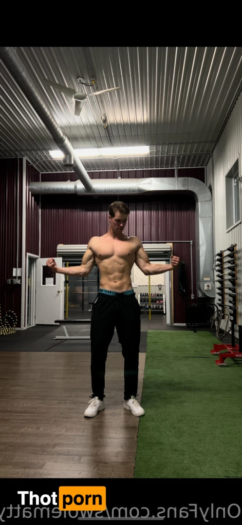 ThePecKing 👑 15734378