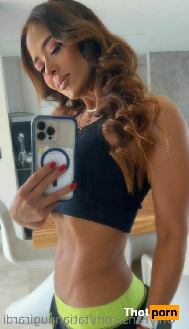 Tatiana Girardi 15683464