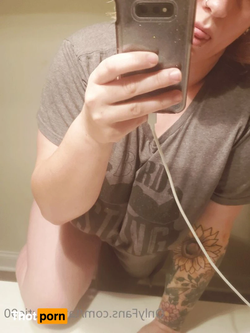 tattedcutie90 15682345