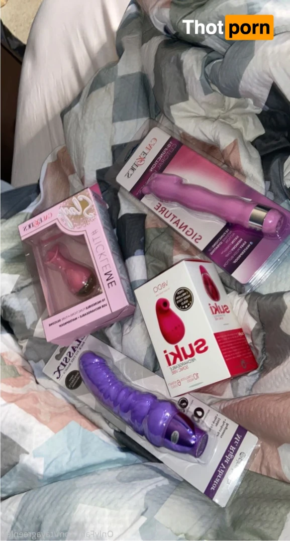 Milk Lady Taya 🥛💦💓 15679124