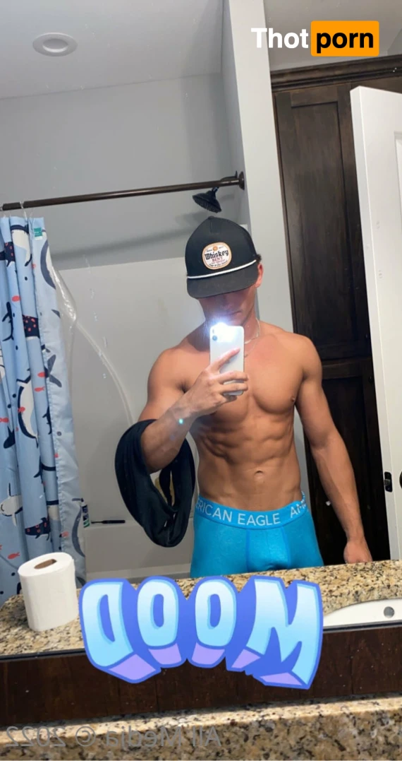 Taylor's VIP Page 15645610