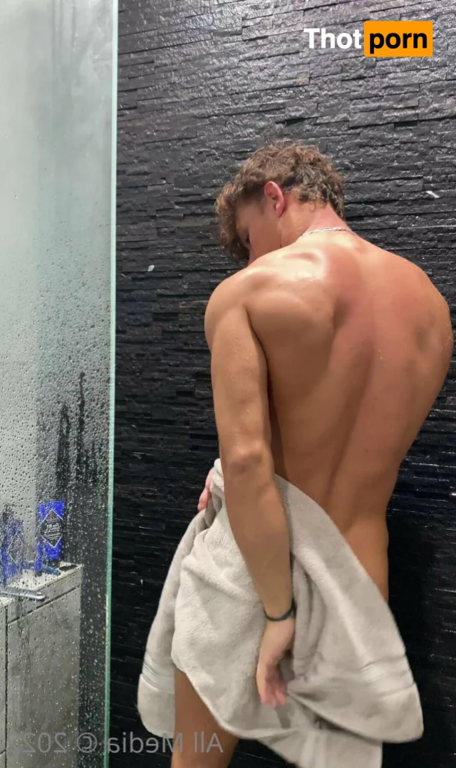 Taylor's VIP Page 15645958