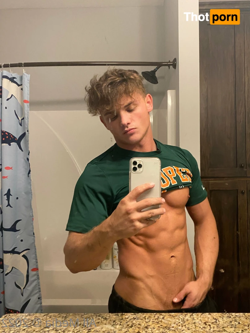 Taylor's VIP Page 15645980