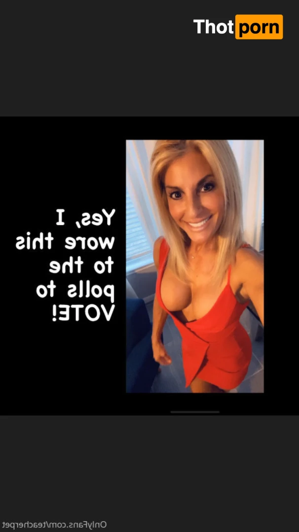 Teacher Pet 🍎 15640558