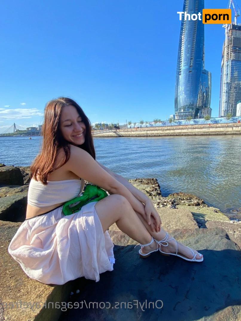 Teagan Kaye (Free page) 15622761