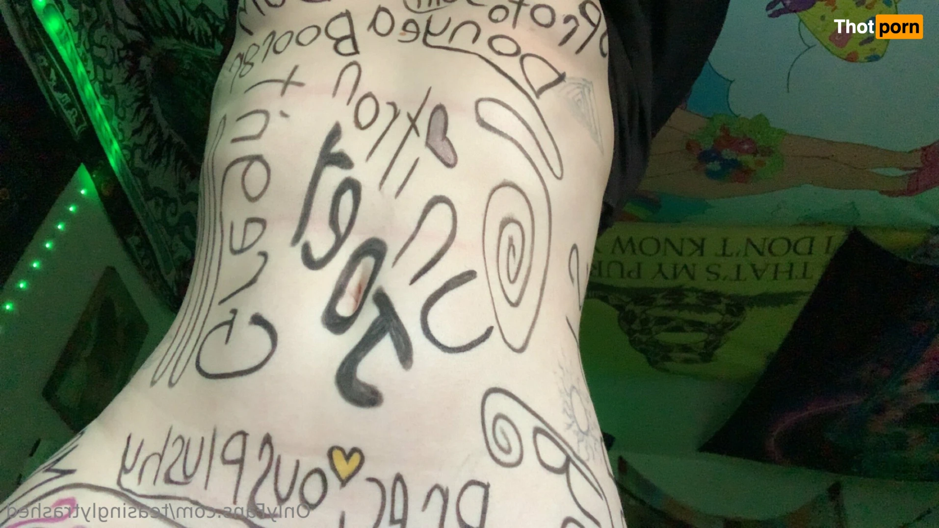 Teasingly trashed 15613934