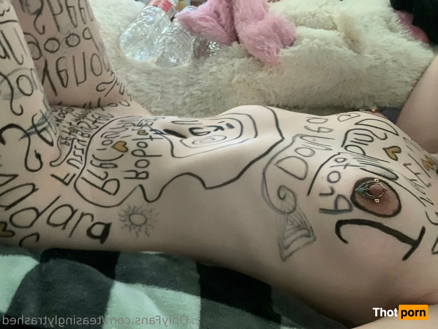 Teasingly trashed 15614594