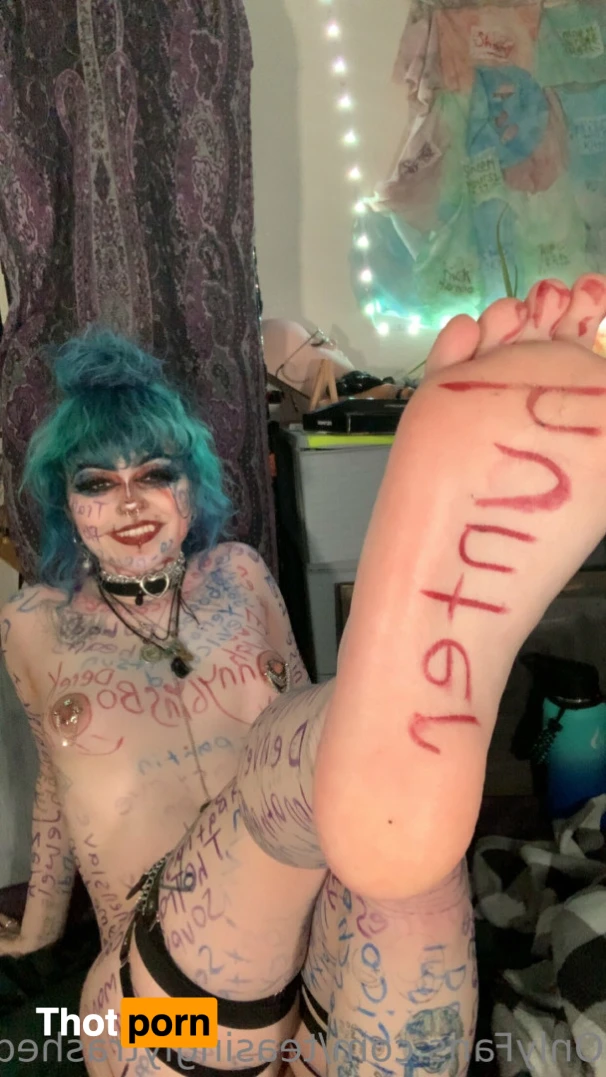 Teasingly trashed 15614774