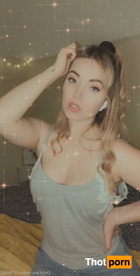 Hippy queen 💖 15555955