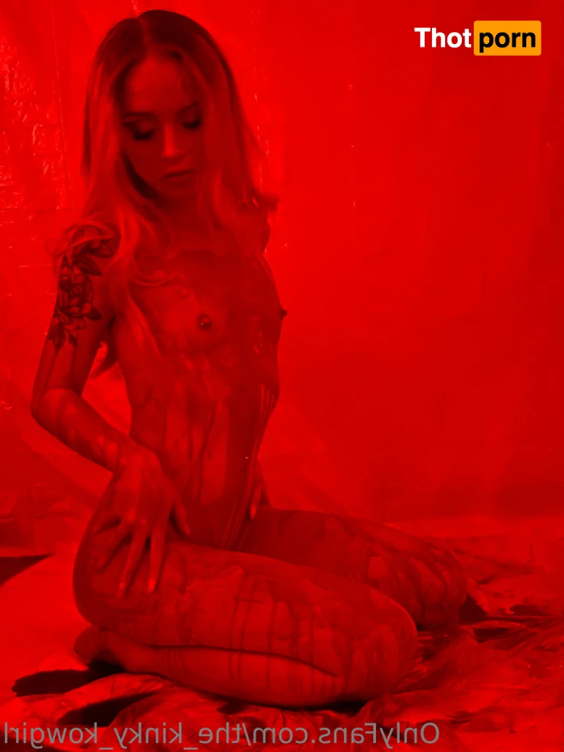 The Kinky Kowgirl 15370311