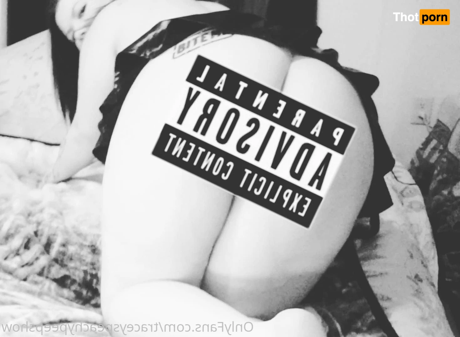 Peachy Peep Show 15191300