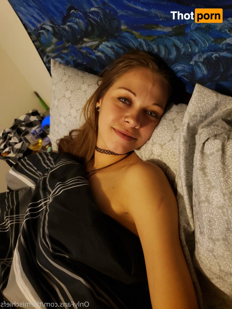 Mrs. Mischief 15100847