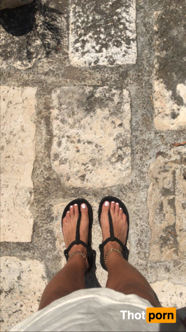 Therealme753 14895743