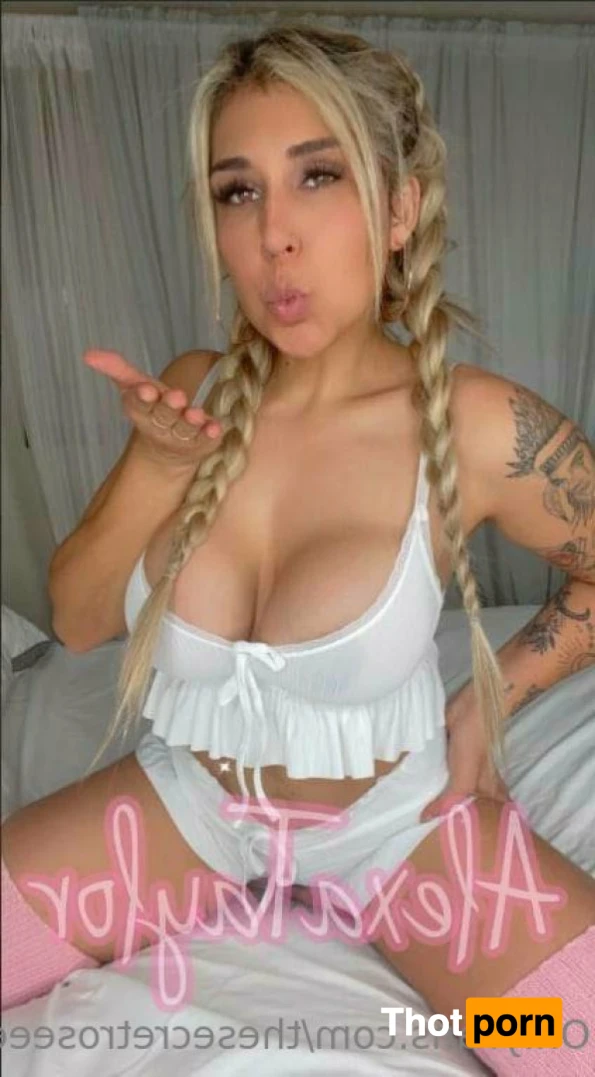 𝓡𝓸𝓼𝓮 14813484