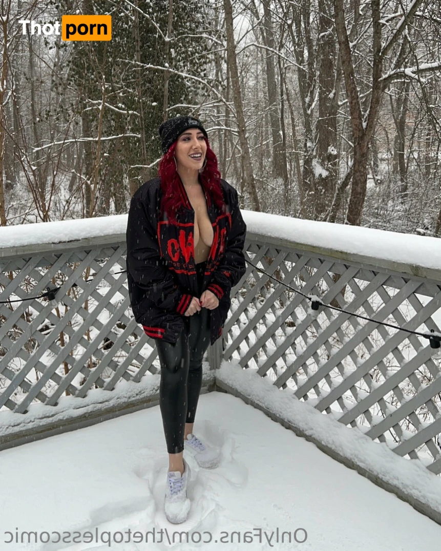 Funnygirl J 14777396