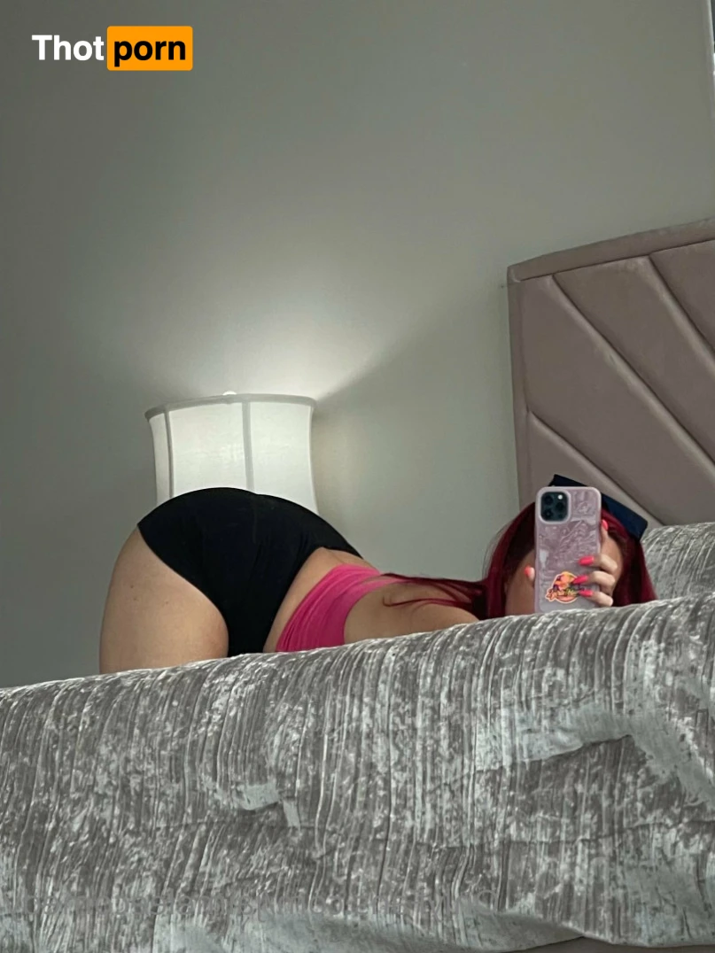 Funnygirl J 14777786