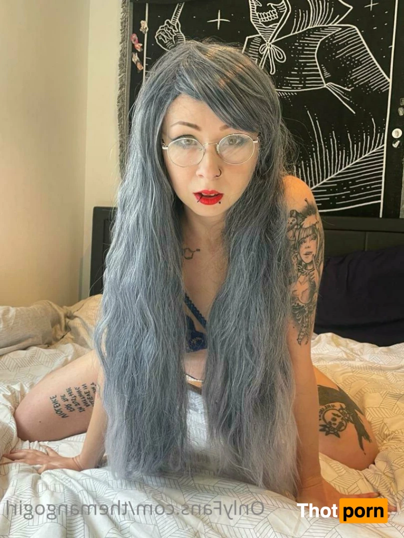 Little Hobbit in the wild 14750606