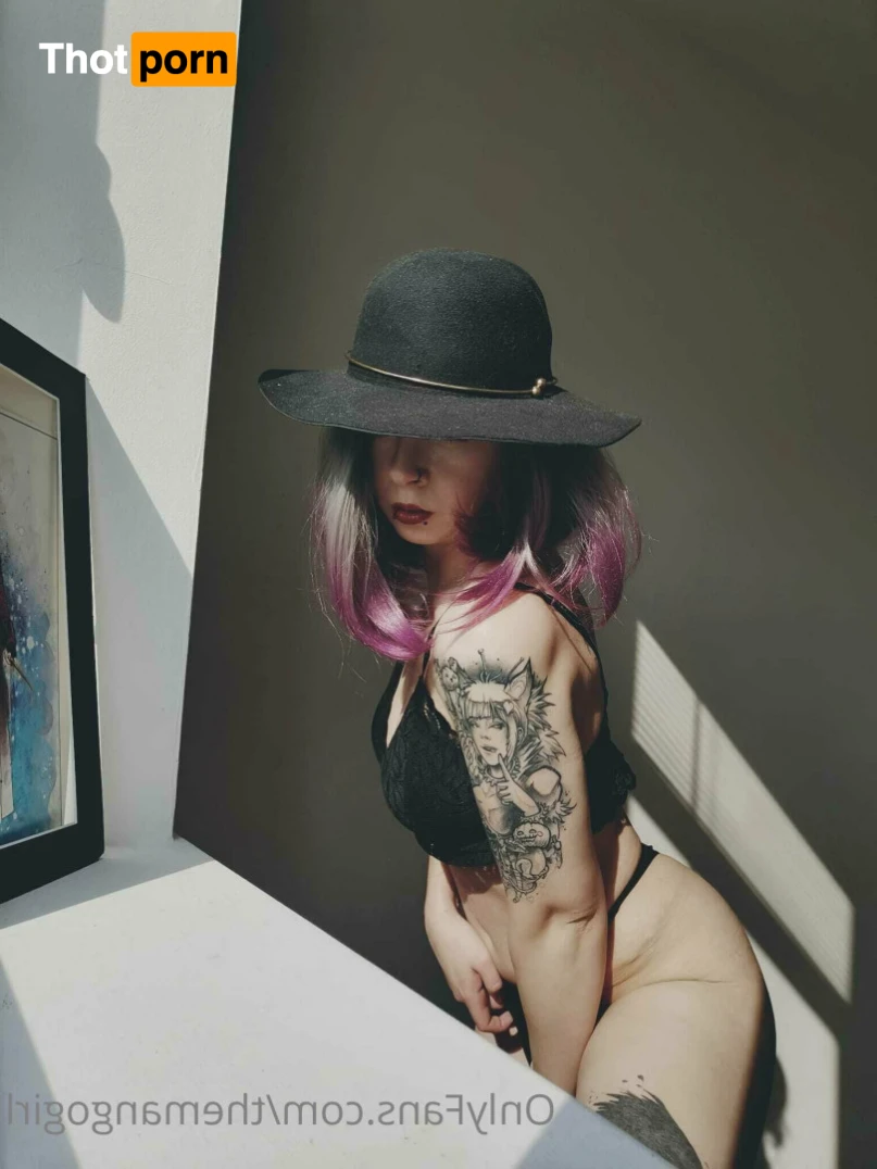 Little Hobbit in the wild 14751027