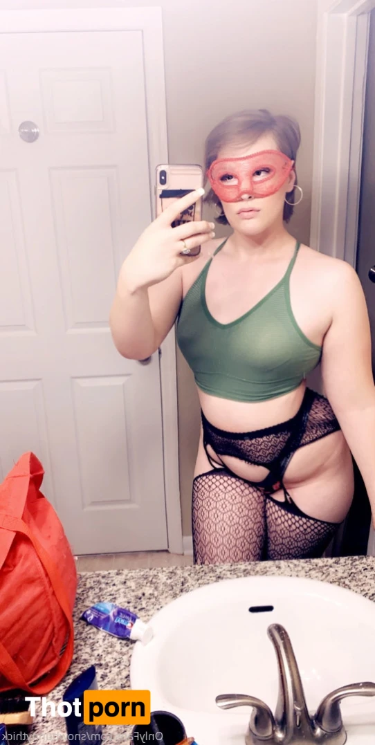 The bunny 🐰 14710196