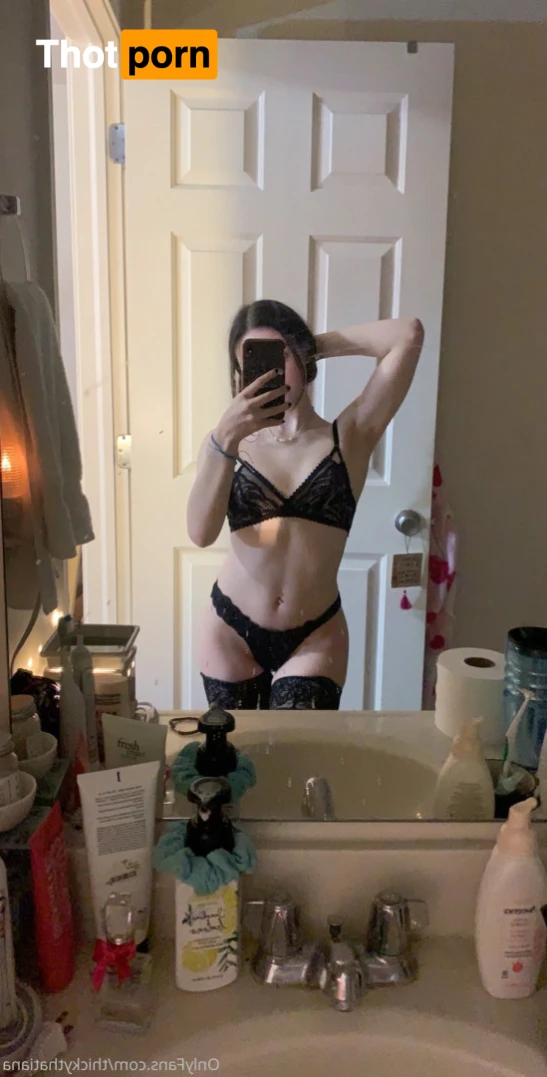 ThickyThatiana 14677081