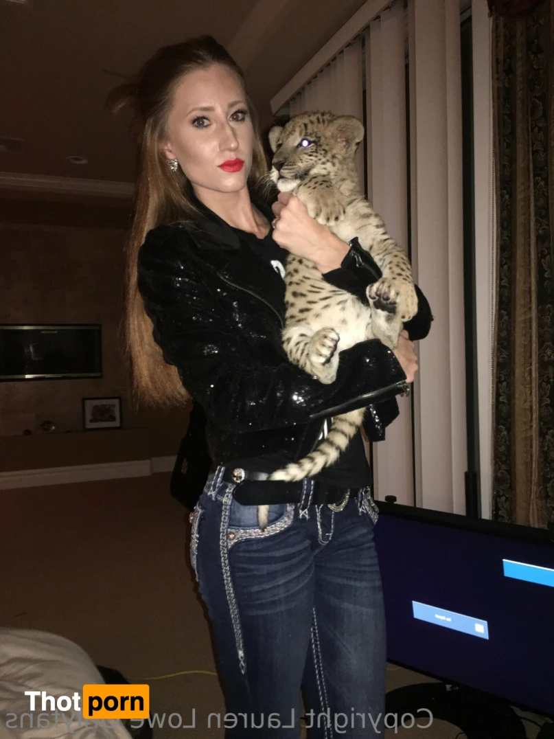 Lauren Lowe from Tiger King 14638455