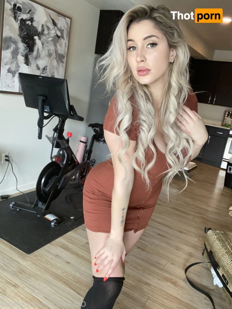 tipsyblonde 14517100