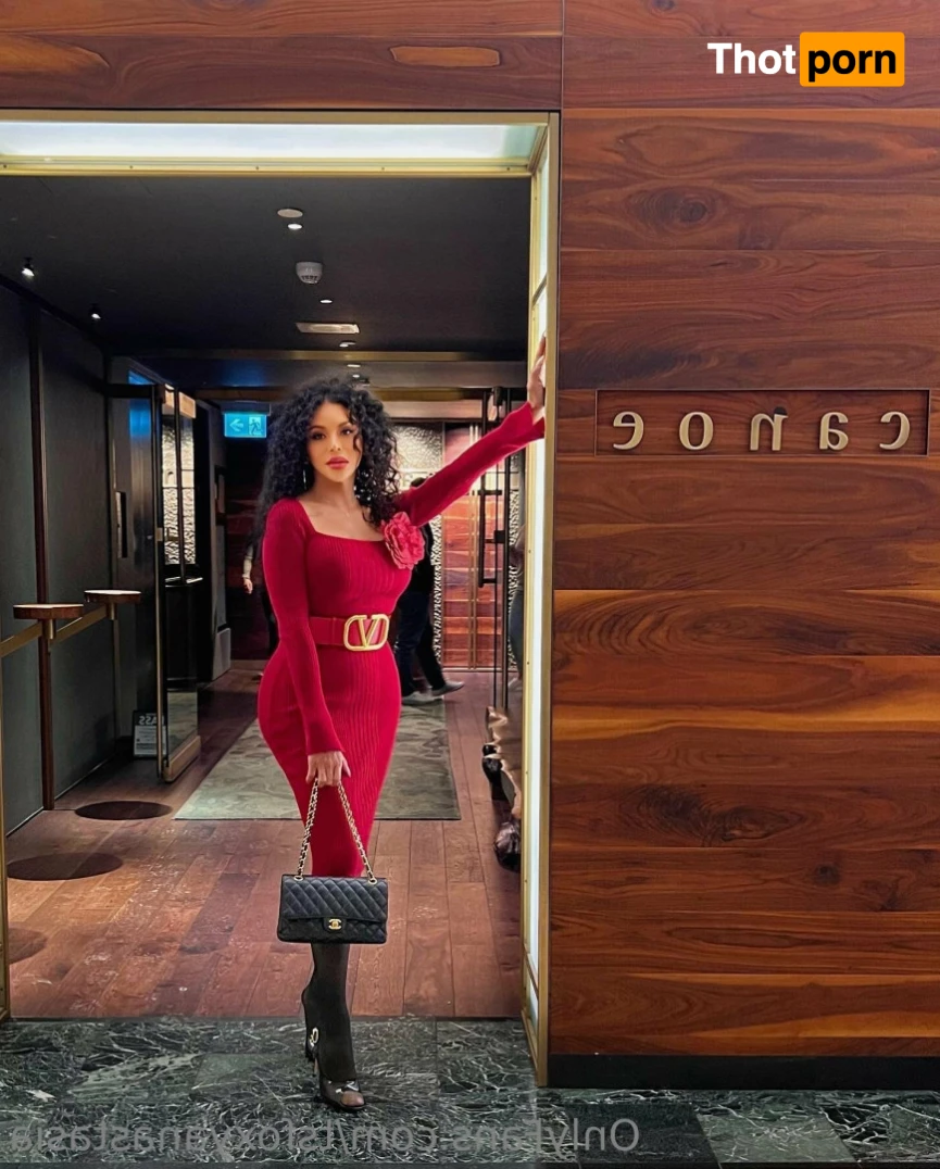 𝐃𝐄𝐕𝐈𝐍𝐄 𝐐𝐔𝐄𝐄𝐍 𝐕𝐈𝐃𝐄𝐎𝐂𝐀𝐋𝐋 14206121