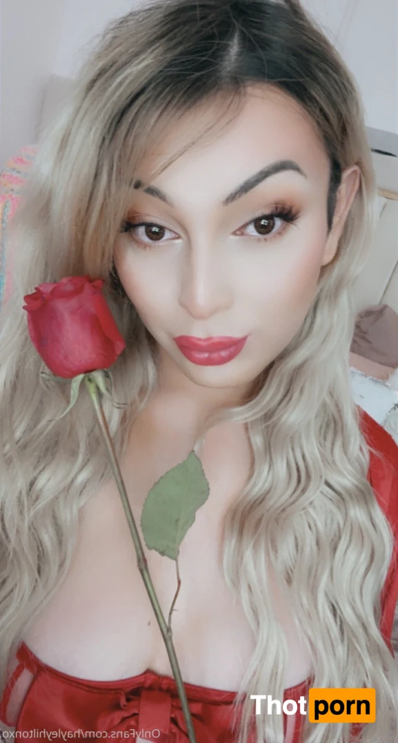 Hayley Hilton 🍭 Long Lolly 14203387