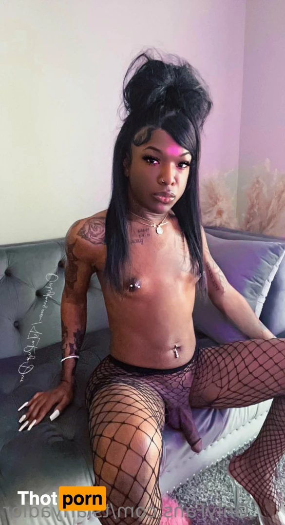 🅳🅸🅾🆁’🆂 🅳🆄🅽🅶🅴🅾🅽🆂 11214768