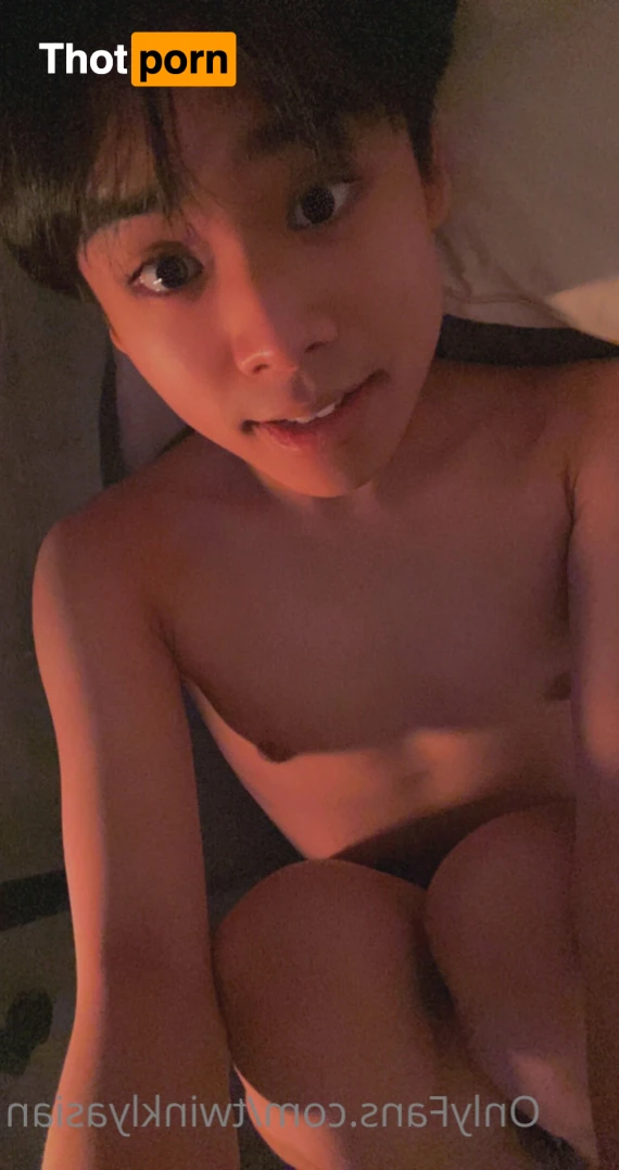 ✨TwinklyAsian✨ 14150248