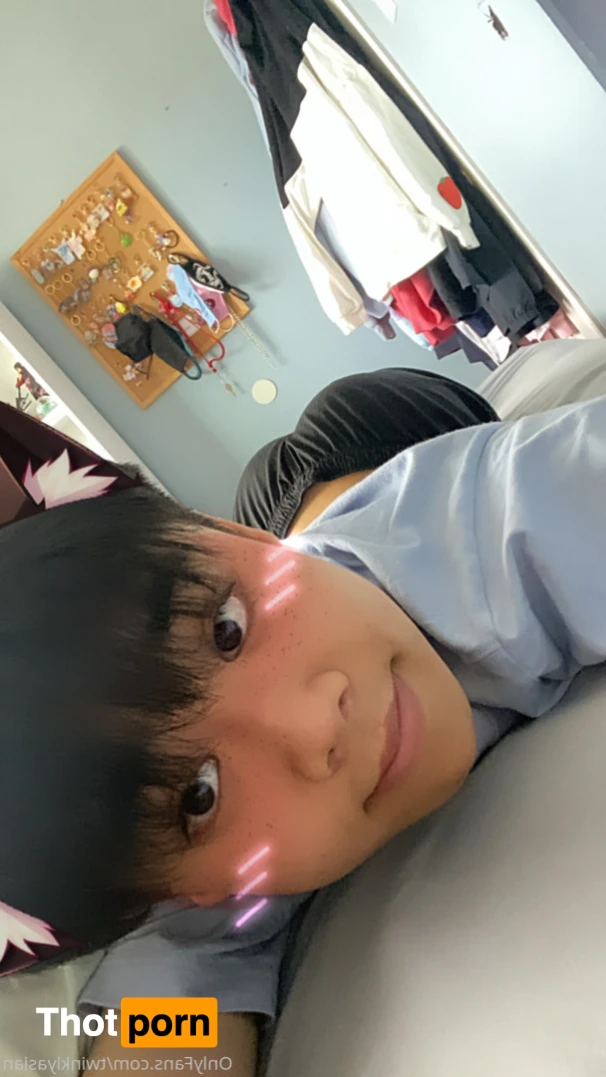 ✨TwinklyAsian✨ 14150451