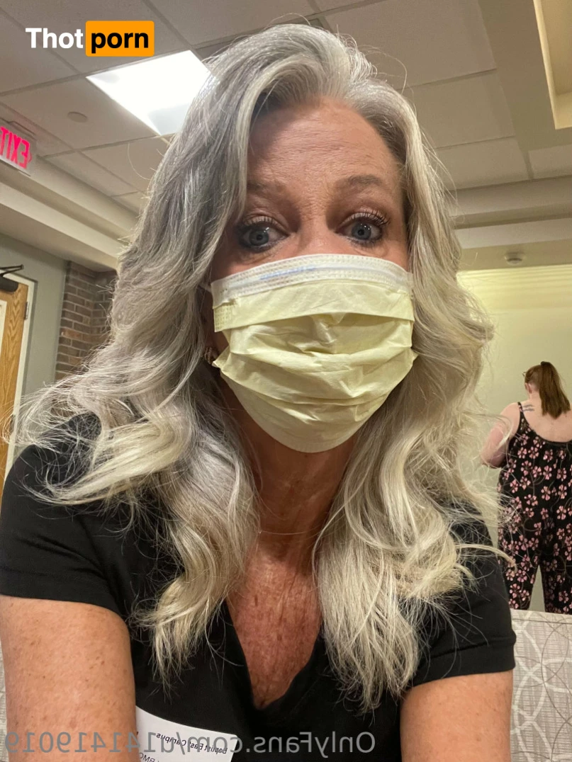 Southern Mature Woman 10939412