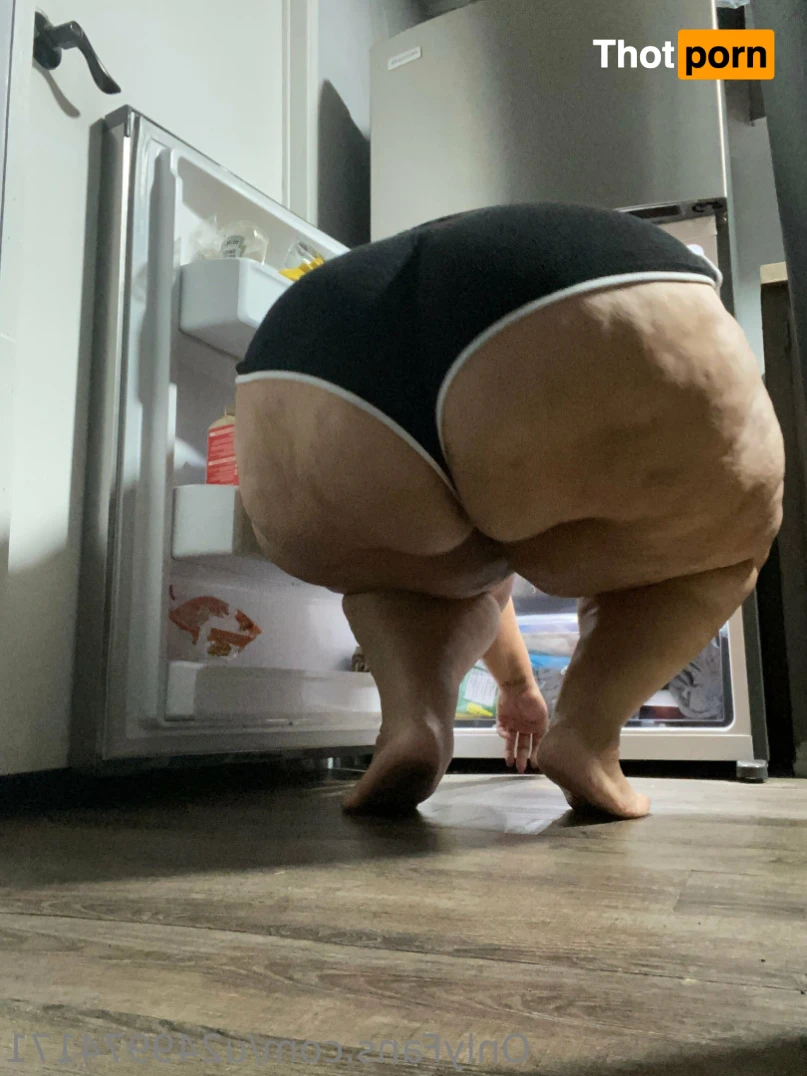 RedThunderThighzFree 14079328