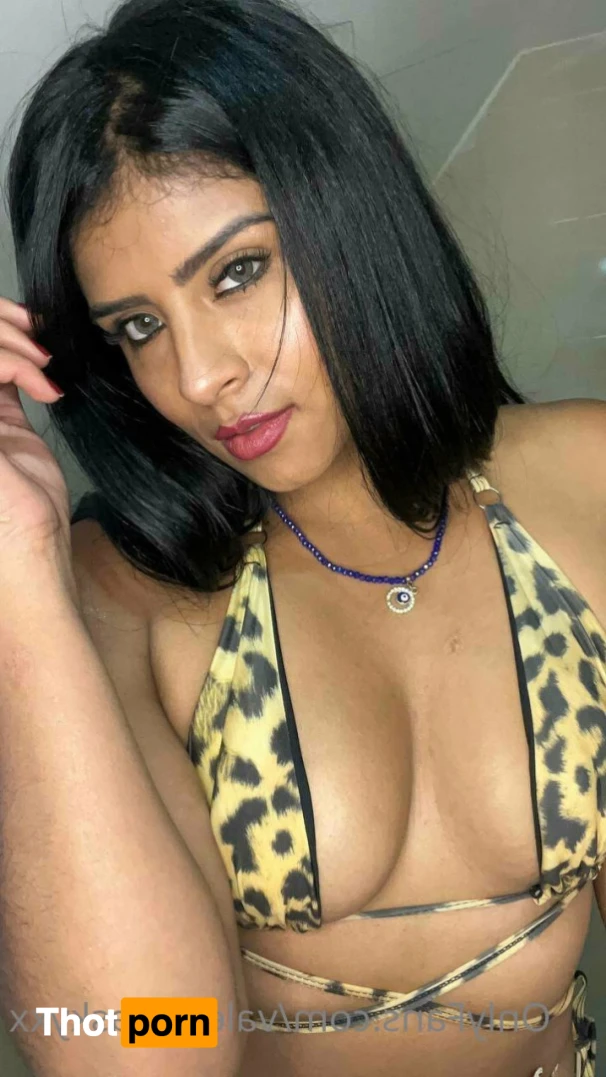 🧡 Sexy step-mom 😜😏 13662987