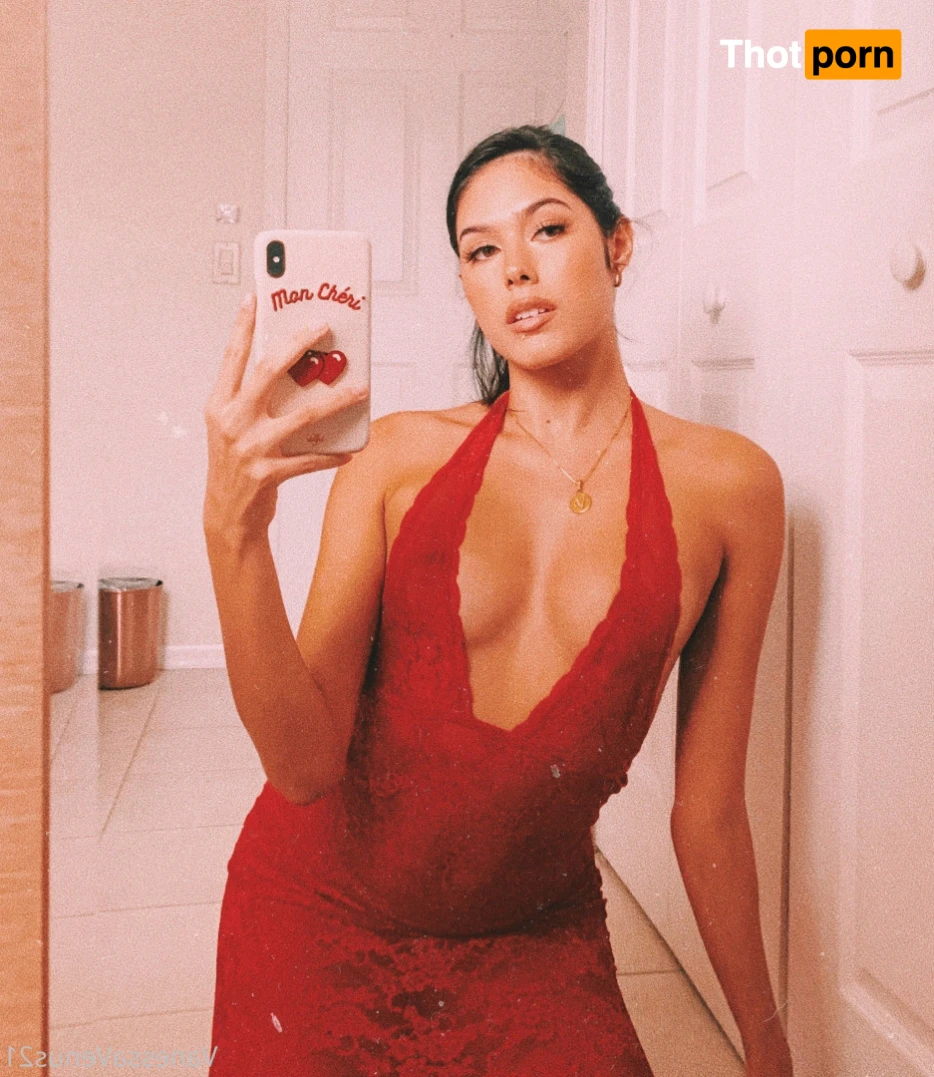 Valeria Mars 13656398