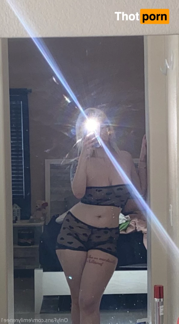 Emily 🥰🥰 958570