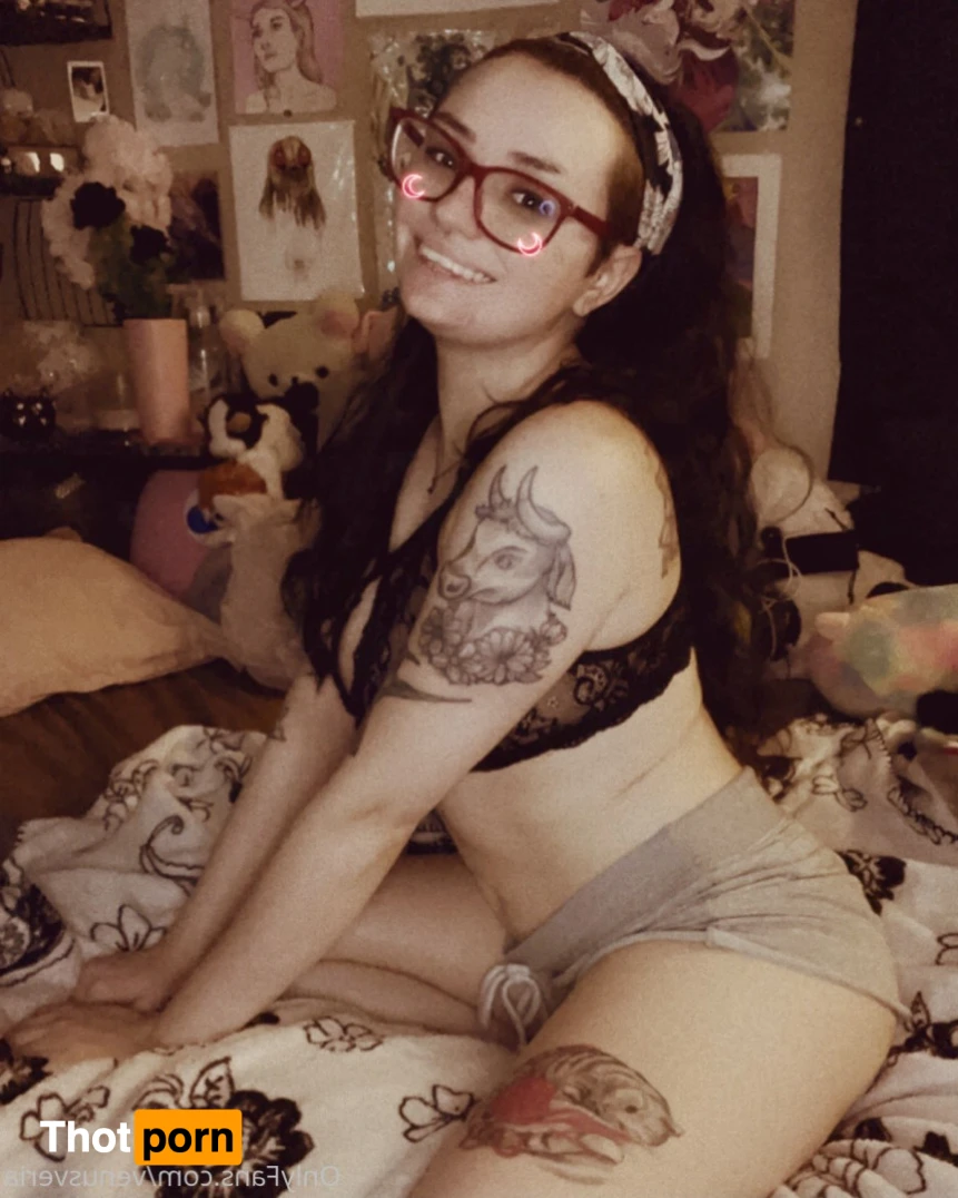 Venus Veria 13588229