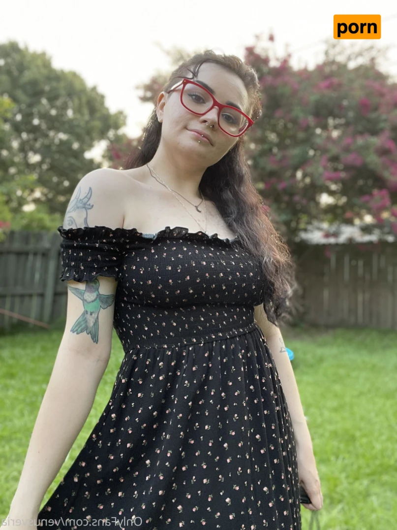 Venus Veria 13588324