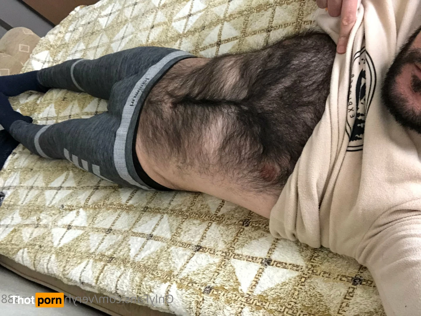 VeryHairyMan88 13488293