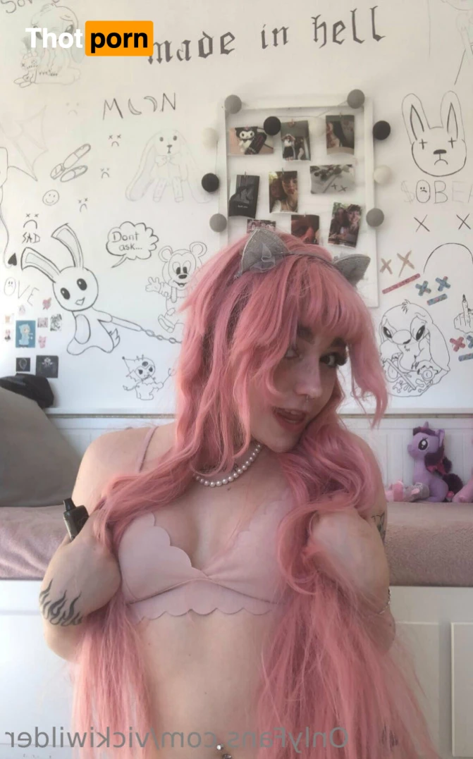 Vicki Wilder 13484246