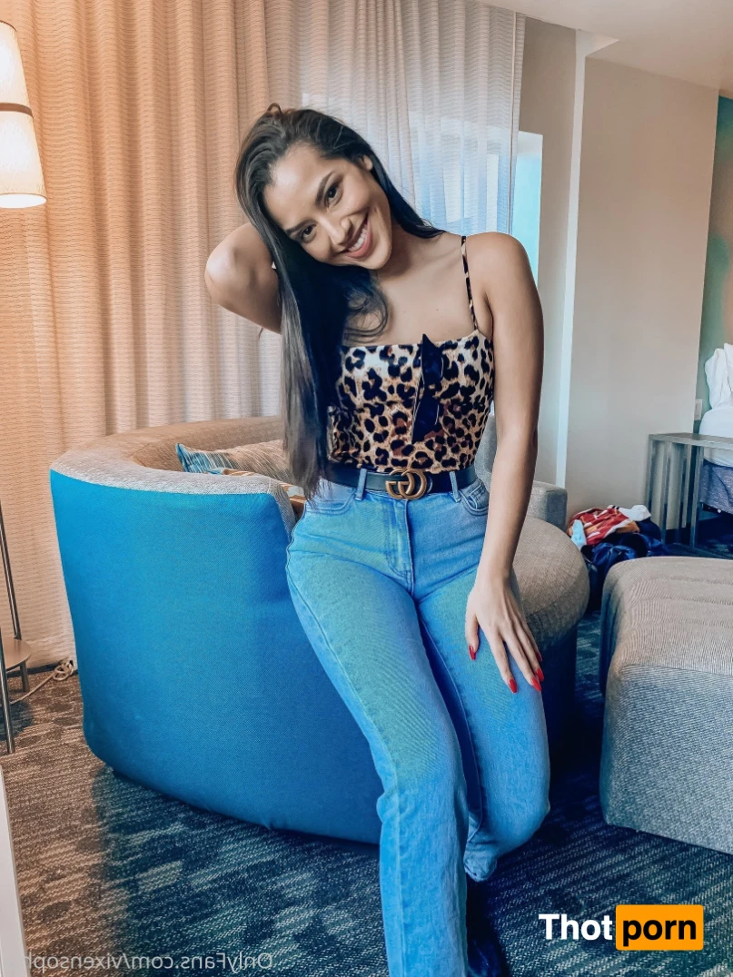 Sophia Del Mar 🌊 13137048