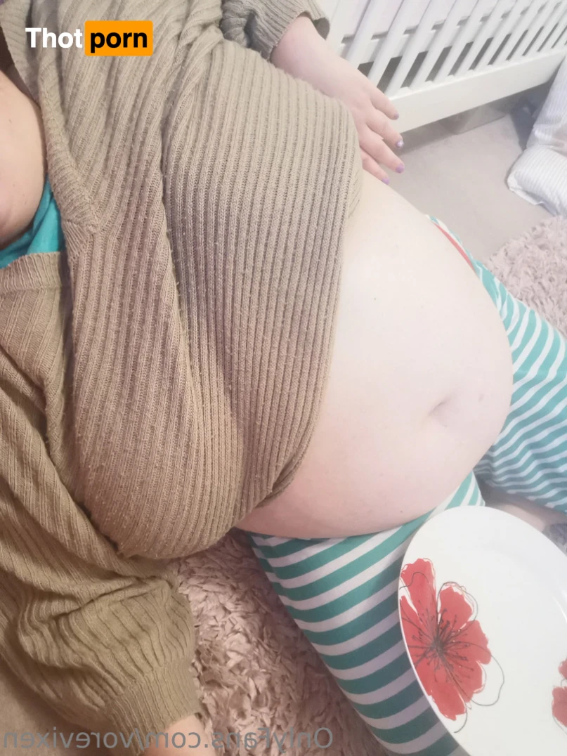 Vore Vixen.. Feed me and watch me expand 13104544