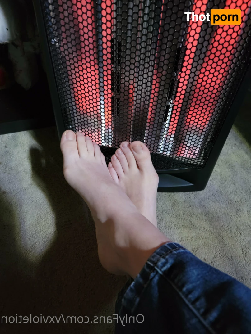 Violet Emery 13093233