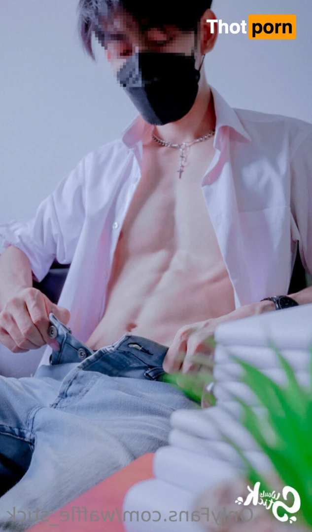 WAffLeSticK 13089864