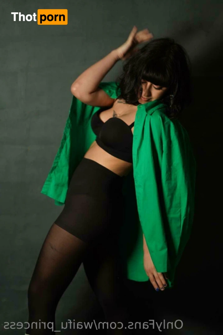 Big Titty Goth GF😈 13034166