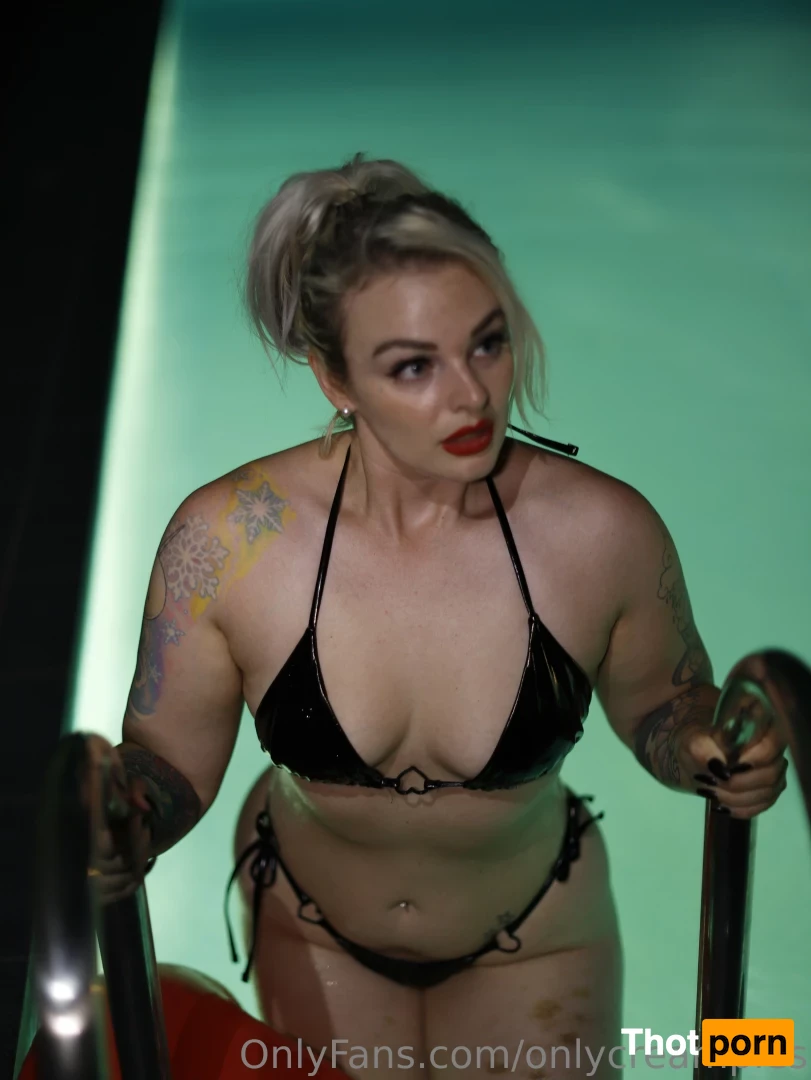 💦Full Videos on the Wall 💦 16583022